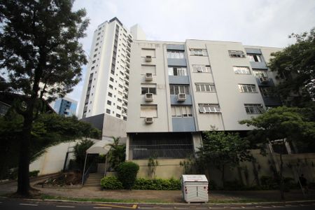 Apartamento para alugar com 75m², 2 quartos e 1 vagaFachada