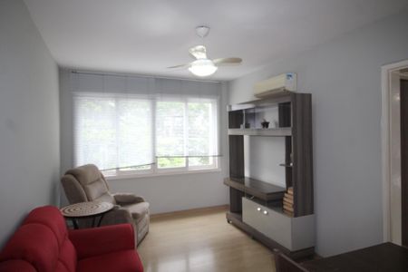 Sala de apartamento para alugar com 2 quartos, 75m² em Petrópolis, Porto Alegre