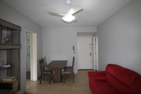 Apartamento para alugar com 75m², 2 quartos e 1 vagaSala