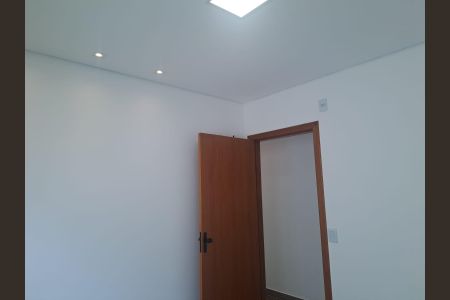 Casa à venda com 180m², 3 quartos e 2 vagas