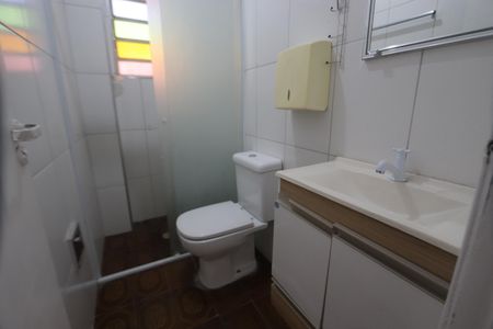Casa à venda com 155m², 2 quartos e 2 vagasBanheiro - Casa 2
