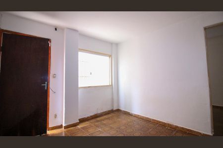 Casa à venda com 155m², 2 quartos e 2 vagas