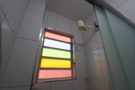 Casa à venda com 155m², 2 quartos e 2 vagasBanheiro - Casa 2