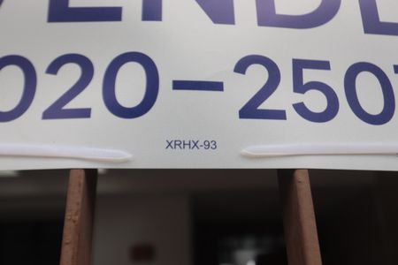 Casa à venda com 155m², 2 quartos e 2 vagasPlaca