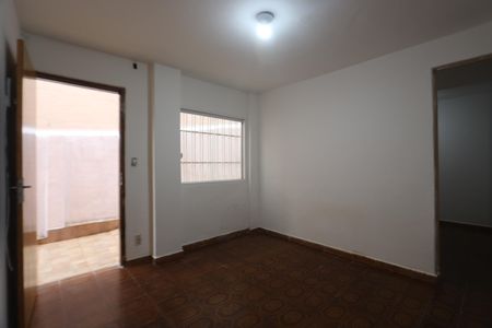 Casa à venda com 155m², 2 quartos e 2 vagasSala - Casa 2