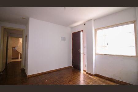 Casa à venda com 155m², 2 quartos e 2 vagas