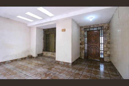 Casa à venda com 155m², 2 quartos e 2 vagas