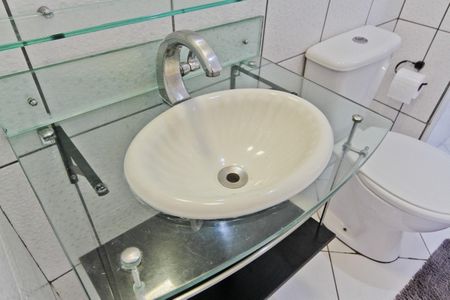 Apartamento para alugar com 65m², 3 quartos e 2 vagas Apartamento para alugar com 65m², 3 quartos e 2 vagasBanheiro