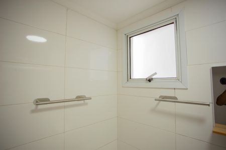 Apartamento para alugar com 45m², 2 quartos e 1 vagaBANHEIRO