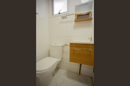 Apartamento para alugar com 45m², 2 quartos e 1 vagaBANHEIRO