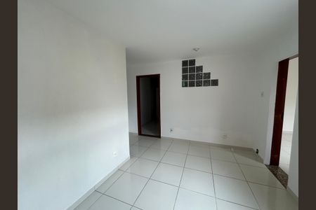 Sala de casa para alugar com 1 quarto, 65m² em Higienópolis, Rio de Janeiro