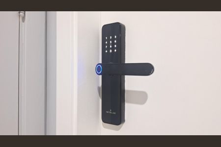 Apartamento para alugar com 76m², 2 quartos e 1 vagaFechadura eletrônica