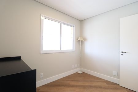 Apartamento para alugar com 76m², 2 quartos e 1 vagaQuarto