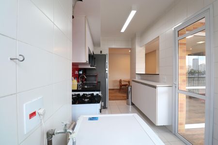 Apartamento para alugar com 76m², 2 quartos e 1 vagaCozinha e Área de Serviço