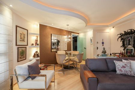 Apartamento para alugar com 68m², 2 quartos e 1 vagaSala