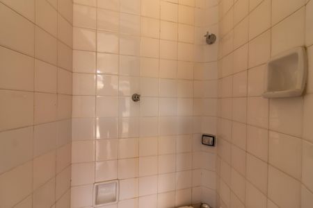 Casa para alugar com 356m², 3 quartos e 4 vagasBanheiro de Serviço