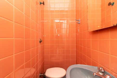 Casa para alugar com 356m², 3 quartos e 4 vagasGaragem - Banheiro