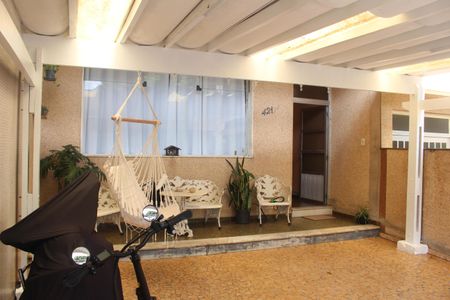 Casa à venda com 240m², 4 quartos e 2 vagasGaragem