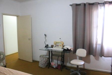 Casa à venda com 240m², 4 quartos e 2 vagasQuarto 2