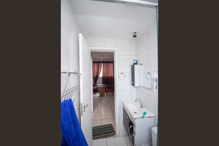 Apartamento à venda com 45m², 2 quartos e 1 vaga Apartamento à venda com 45m², 2 quartos e 1 vagaBanheiro Social