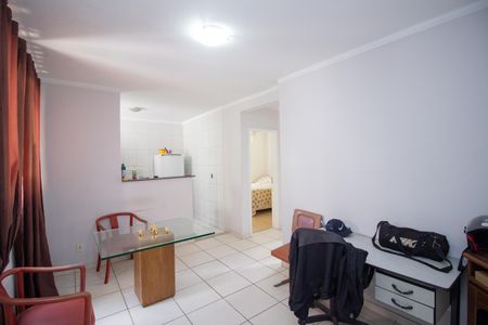 Sala de apartamento à venda com 2 quartos, 45m² em Cabral, Contagem