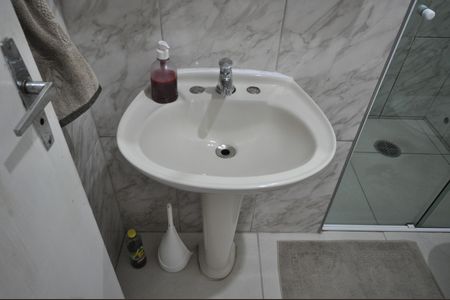 Casa para alugar com 175m², 3 quartos e 2 vagasBanheiro 2