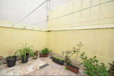 Casa para alugar com 175m², 3 quartos e 2 vagasQuintal