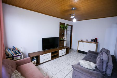 Sala de casa à venda com 3 quartos, 132m² em Vila Maria Trindade, São Paulo