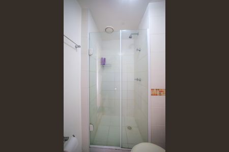 Apartamento à venda com 65m², 2 quartos e 1 vaga Apartamento à venda com 65m², 2 quartos e 1 vagaBanheiro Social