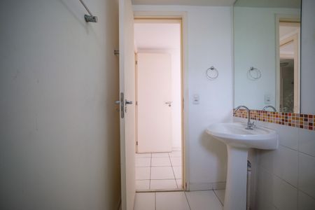 Apartamento à venda com 65m², 2 quartos e 1 vaga Apartamento à venda com 65m², 2 quartos e 1 vagaBanheiro Suite
