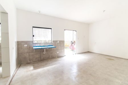 Casa para alugar com 80m², 2 quartos e 1 vagaSala/Cozinha