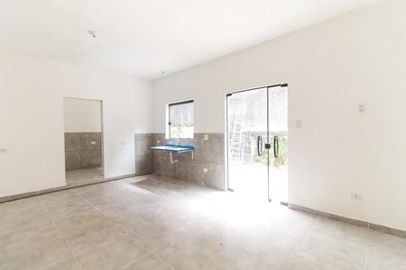 Casa para alugar com 80m², 2 quartos e 1 vagaSala/Cozinha
