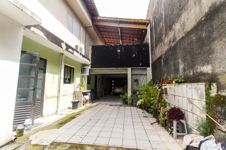 Casa para alugar com 80m², 2 quartos e 1 vagaQuintal