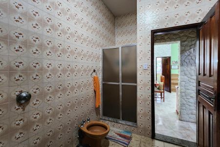 Casa para alugar com 170m², 3 quartos e 1 vagaBanheiro 