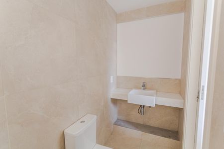 Apartamento à venda com 66m², 2 quartos e 2 vagasBanheiro da Suíte 1