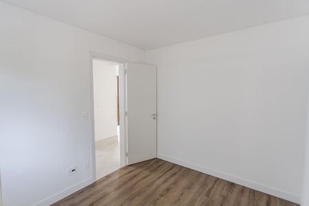 Apartamento à venda com 66m², 2 quartos e 2 vagasSuíte 1