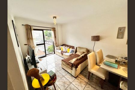 Apartamento à venda com 55m², 2 quartos e 2 vagasSala