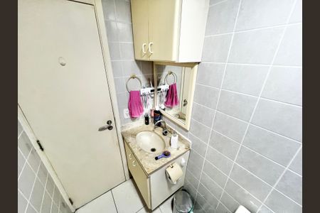 Apartamento à venda com 55m², 2 quartos e 2 vagasBanheiro