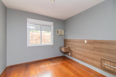 Quarto 1 de apartamento para alugar com 2 quartos, 63m² em Partenon, Porto Alegre