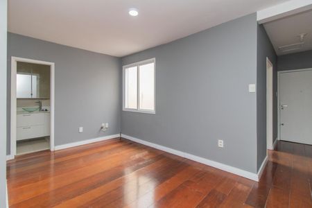 Sala de apartamento para alugar com 2 quartos, 63m² em Partenon, Porto Alegre