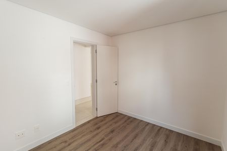 Apartamento à venda com 66m², 2 quartos e 2 vagasSuíte 1