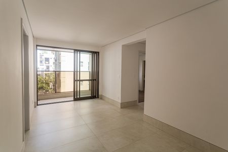Sala de apartamento à venda com 2 quartos, 66m² em Savassi, Belo Horizonte