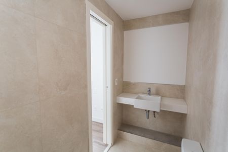 Apartamento à venda com 66m², 2 quartos e 2 vagasBanheiro da Suíte 1