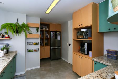 Apartamento à venda com 116m², 3 quartos e 2 vagas Apartamento à venda com 116m², 3 quartos e 2 vagascozinha