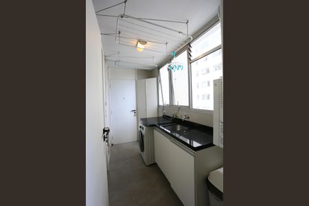 Apartamento à venda com 116m², 3 quartos e 2 vagas Apartamento à venda com 116m², 3 quartos e 2 vagasÁrea de Serviço