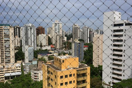 Apartamento à venda com 116m², 3 quartos e 2 vagas Apartamento à venda com 116m², 3 quartos e 2 vagassuíte vista