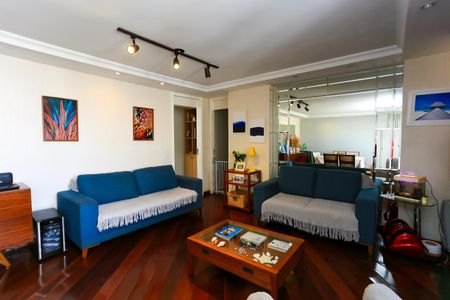 Apartamento à venda com 116m², 3 quartos e 2 vagas Apartamento à venda com 116m², 3 quartos e 2 vagasSala