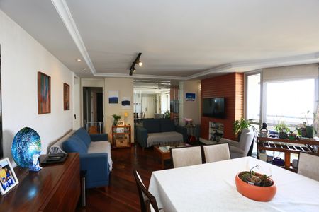 Apartamento à venda com 116m², 3 quartos e 2 vagas Apartamento à venda com 116m², 3 quartos e 2 vagasSala