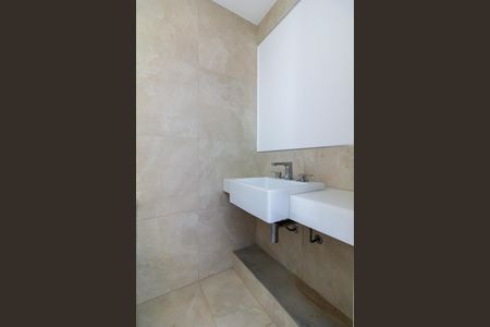 Apartamento à venda com 135m², 2 quartos e 2 vagasBanheiro da Suíte 1