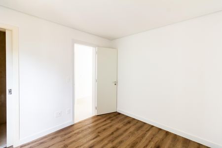 Apartamento à venda com 135m², 2 quartos e 2 vagasSuíte 2